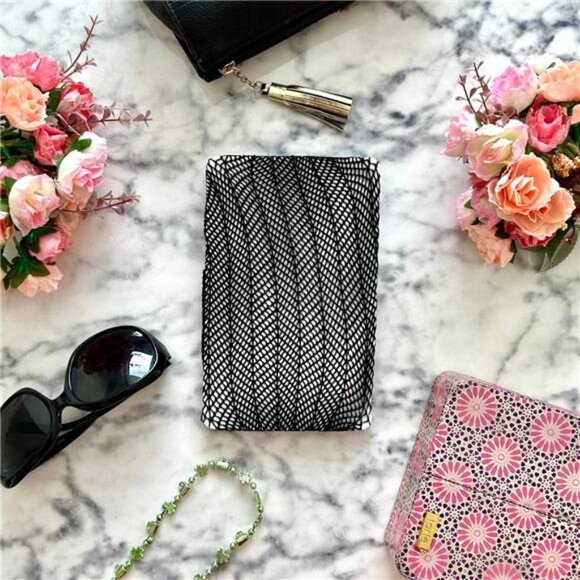 Fishnet Patterned Tights - Picture 4 of 6